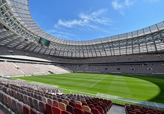 DLF-græs på otte russiske stadioner