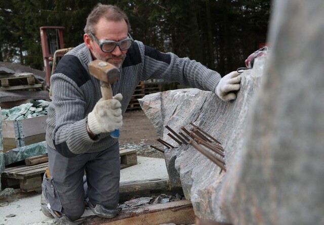 Granit-hobby blev til levevej for anlægsgartner